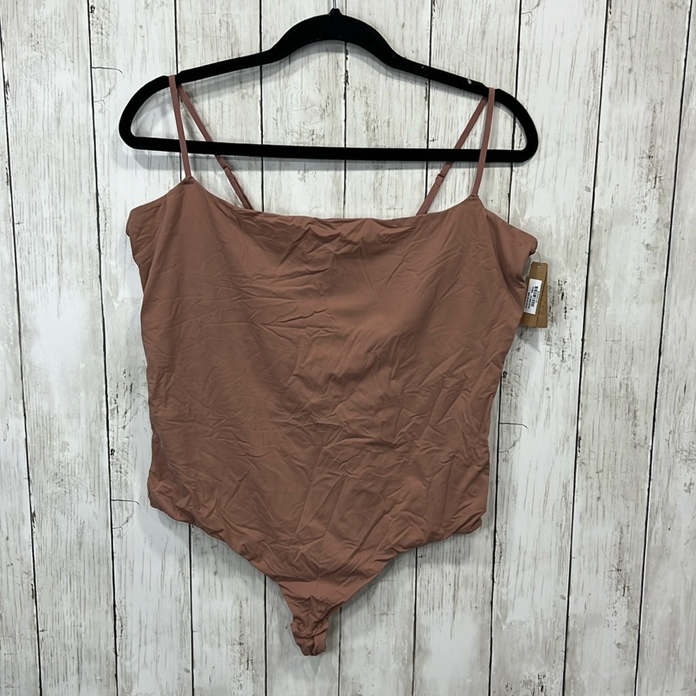 Skims Fits Everybody Bodysuit Rose Clay Size 4X Thong Adjustable Straps